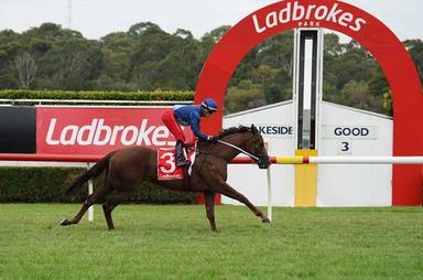 Sandown Finish 